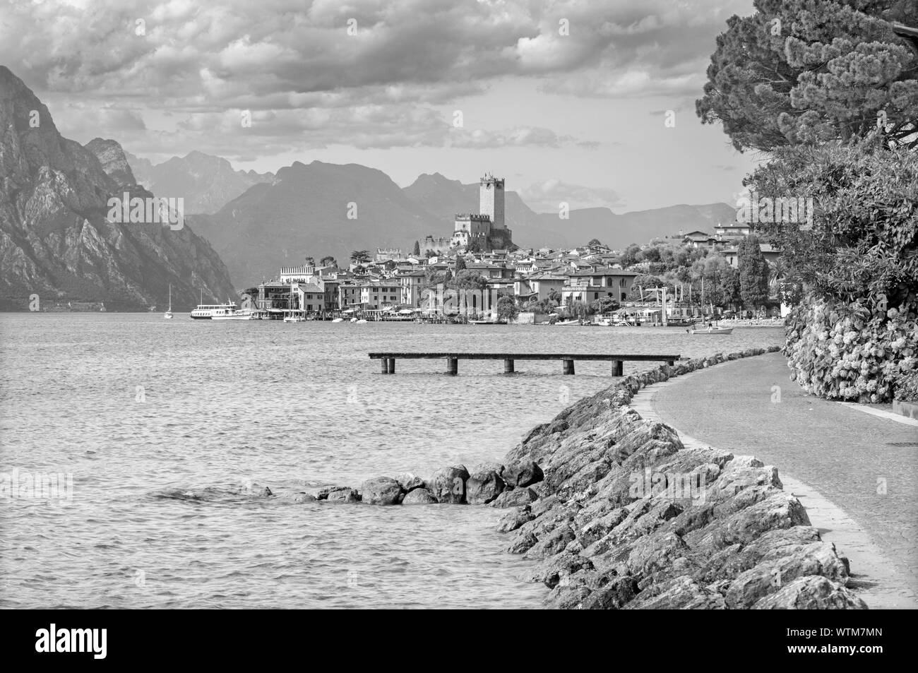 Garda lake mountains Black and White Stock Photos & Images Alamy