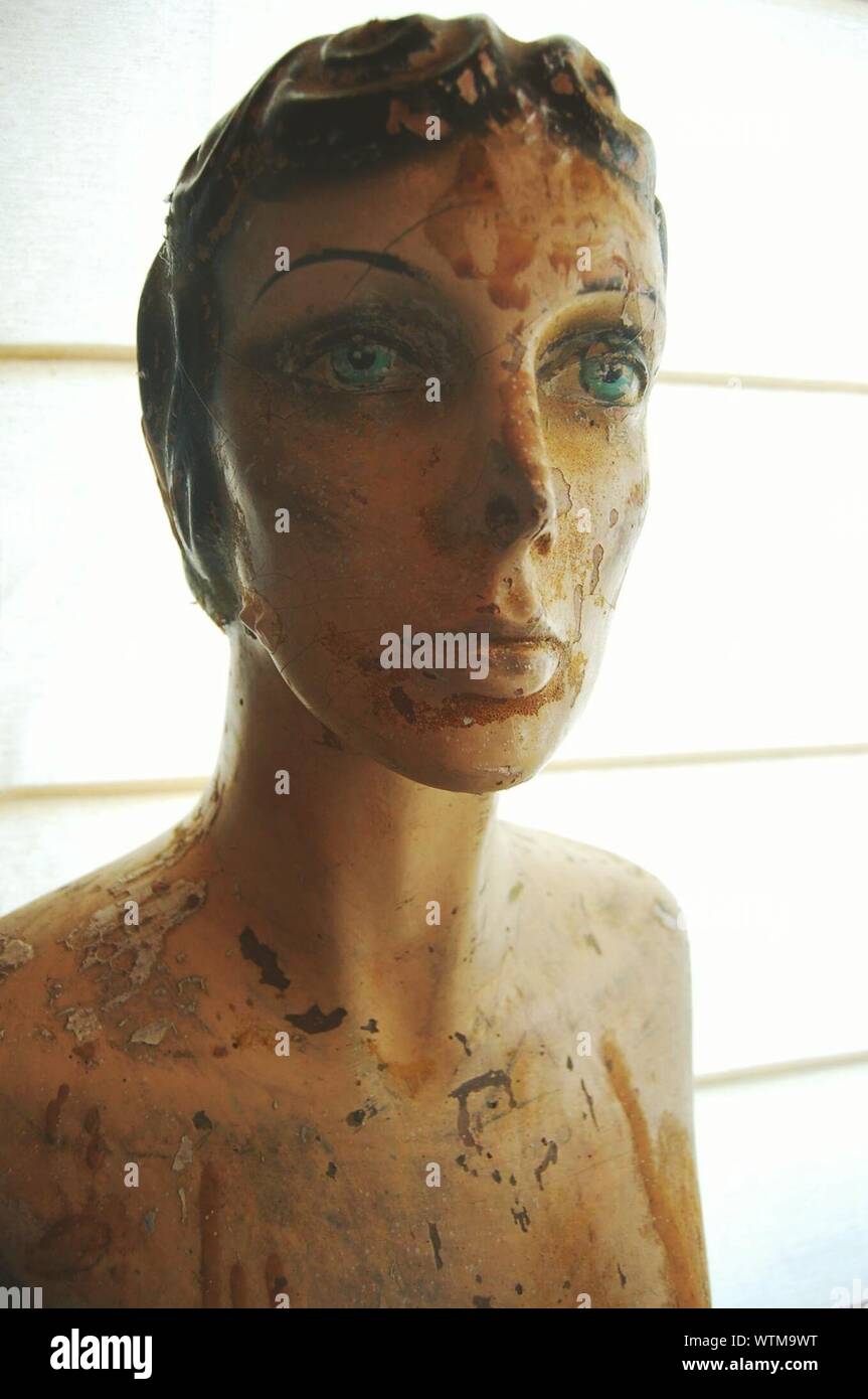 Damaged mannequin hires stock photography and images Alamy