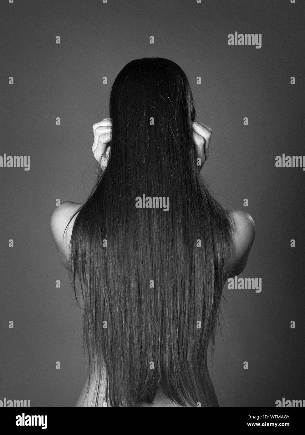 Long straight hair hires stock photography and images Alamy