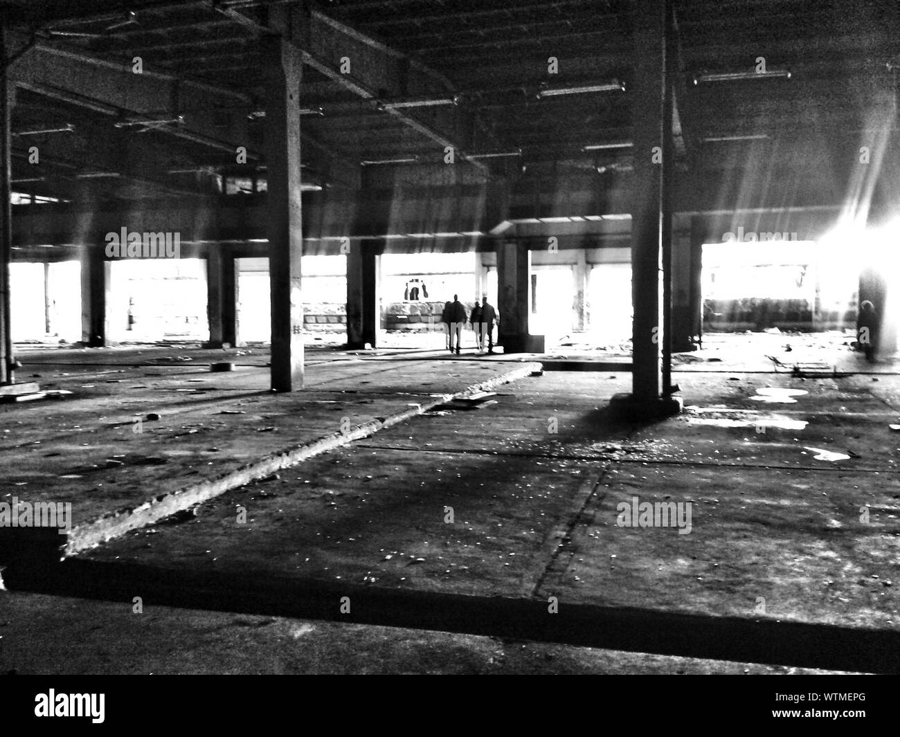 Abandoned car park hi-res stock photography and images - Alamy