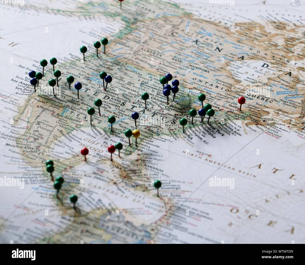 Pins on map hires stock photography and images Alamy