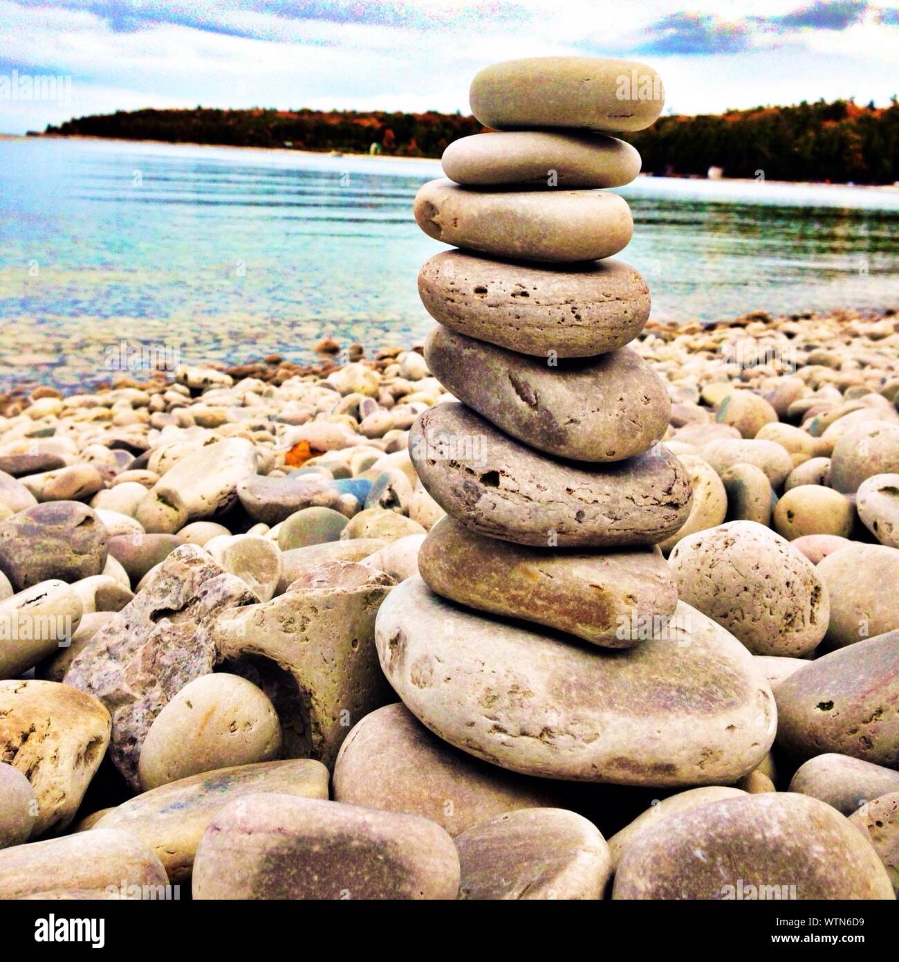 Stack on beach hi-res stock photography and images - Alamy