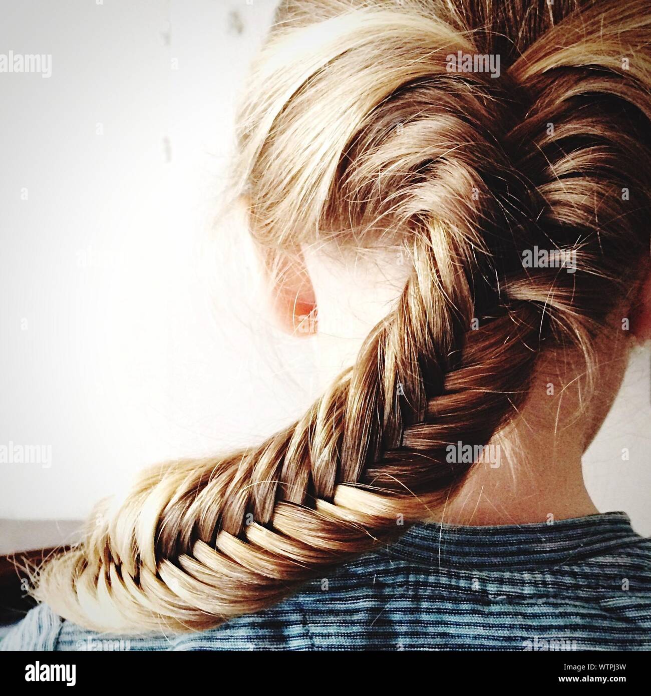 Fishtail braid hi-res stock photography and images - Alamy Fishtail braid hi-res stock photography and images - Alamy