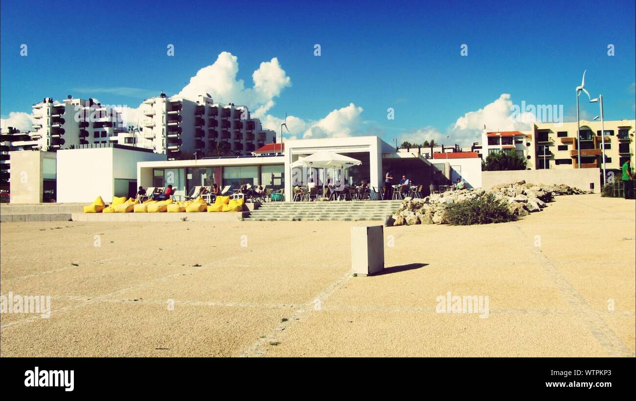 Cafe With Terrace Facing Empty Parking Lot Stock Photo - Alamy