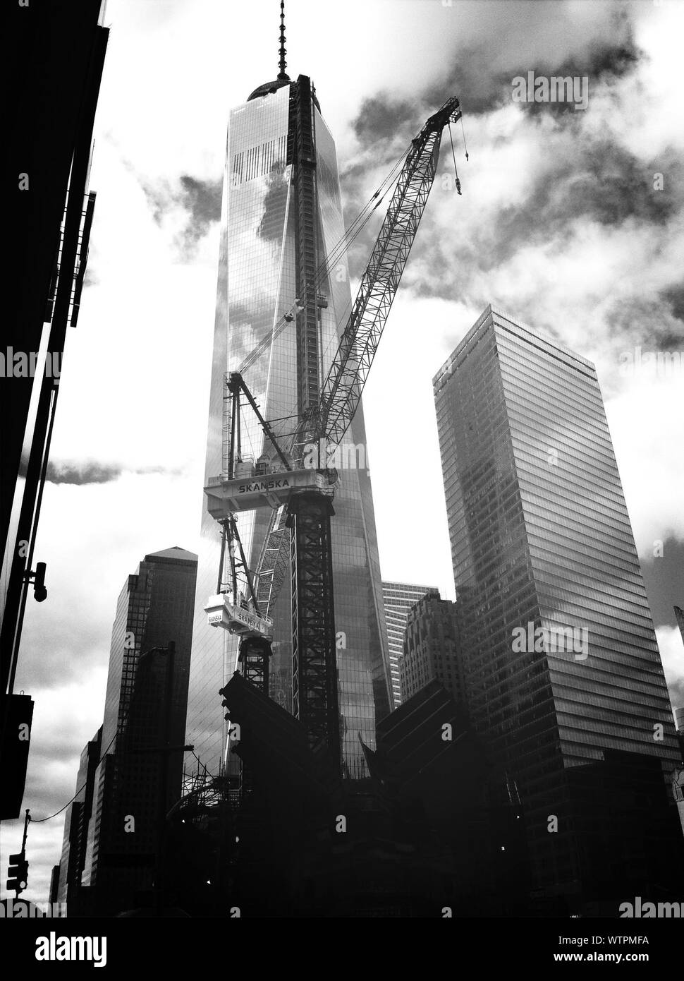 World trade center construction Black and White Stock Photos & Images ...