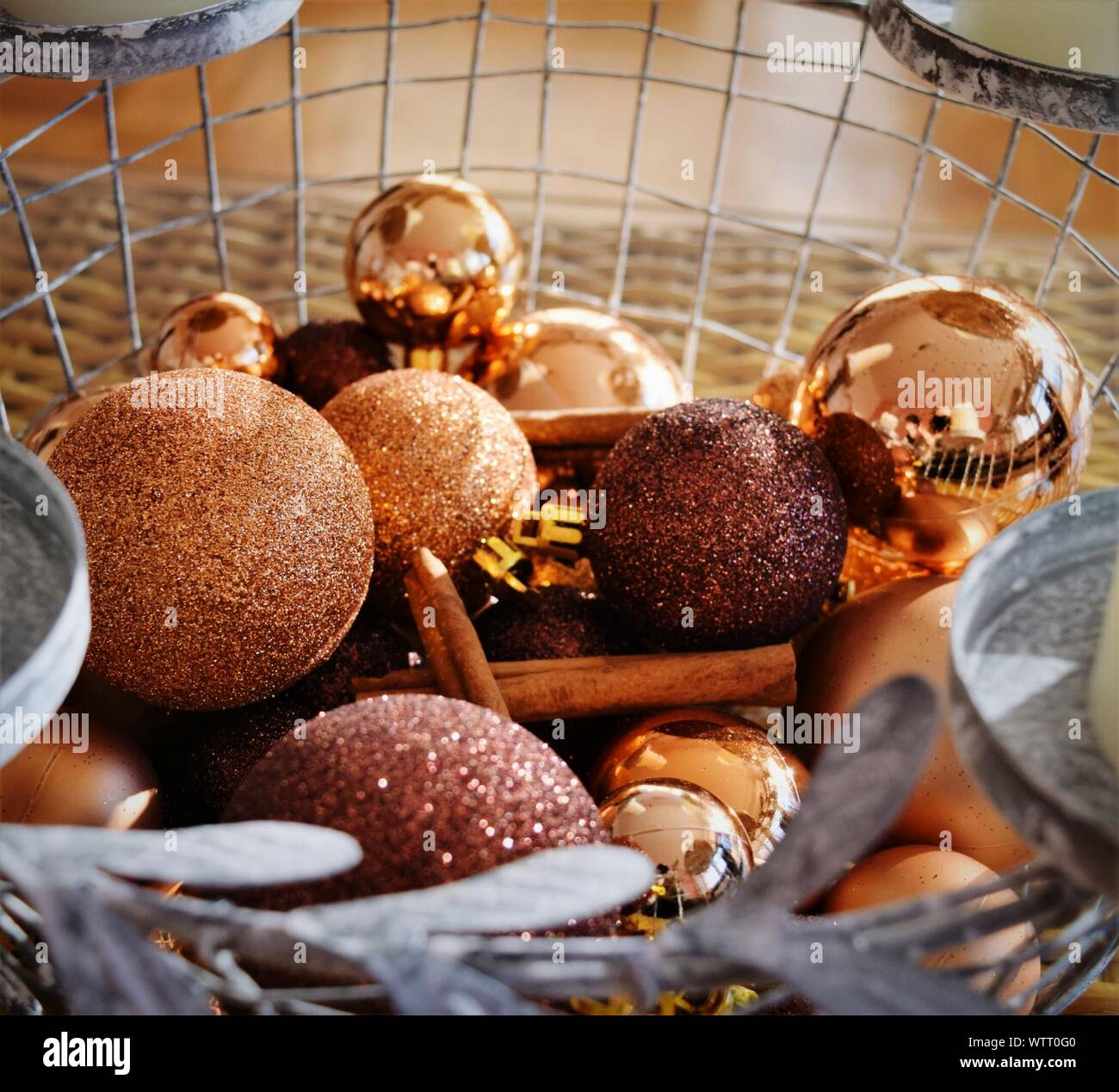 Bronze baubles hires stock photography and images Alamy