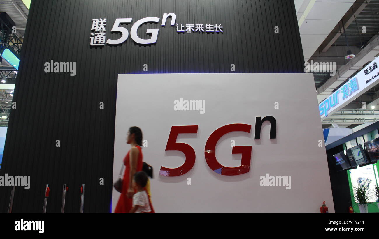 A Woman And Her Child Past A Giant Board Advertising For 5g With A Slogan For A Better Future Written In Chinese At Ningxia International Hall The China Arab States Expo Is A Biennial Located in the arabian geography, saudi arabia is the country with the highest oil reserves in the world. alamy