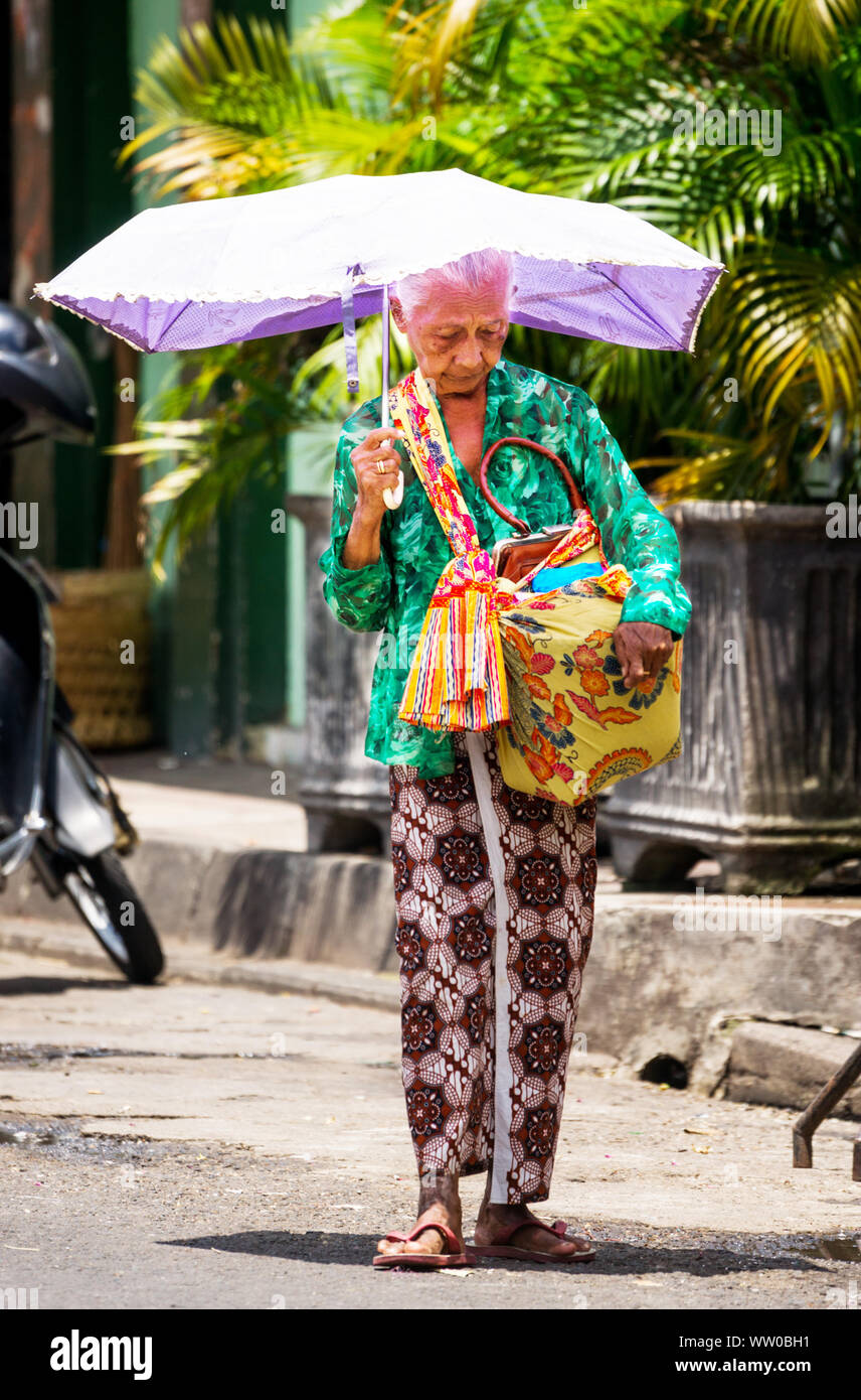 Sarong Javaans Sarong hi-res stock photography and images - Alamy