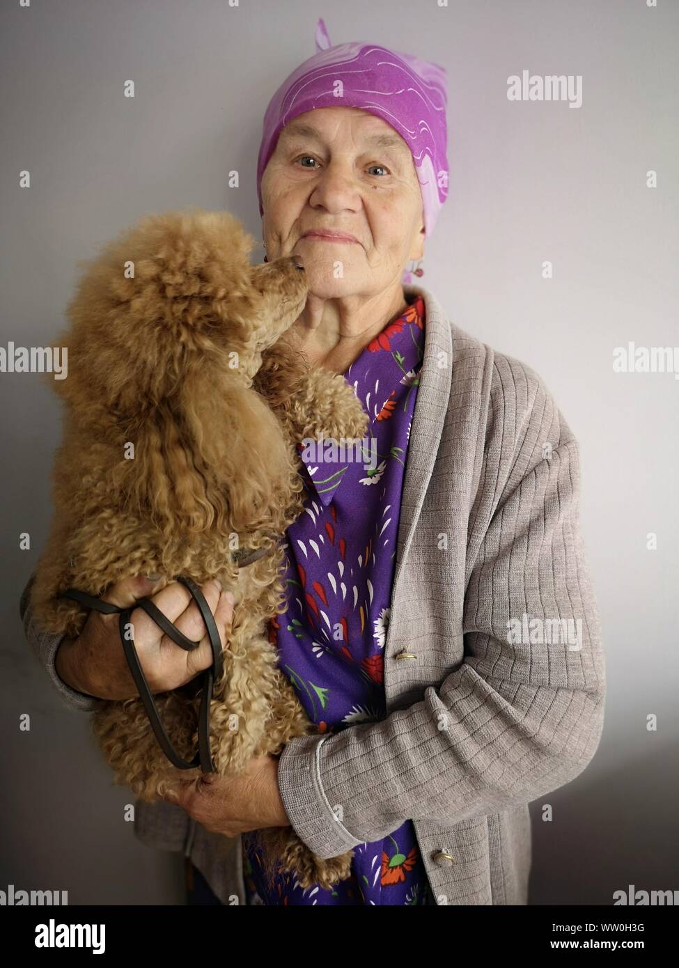 Old russian woman hi-res stock photography and images - Alamy