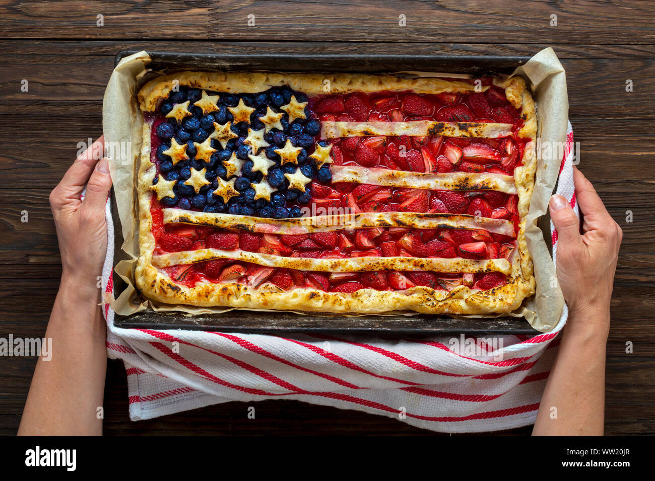 mixed berry, hand pies, pie crusts, berry cobbler recipe, lemon