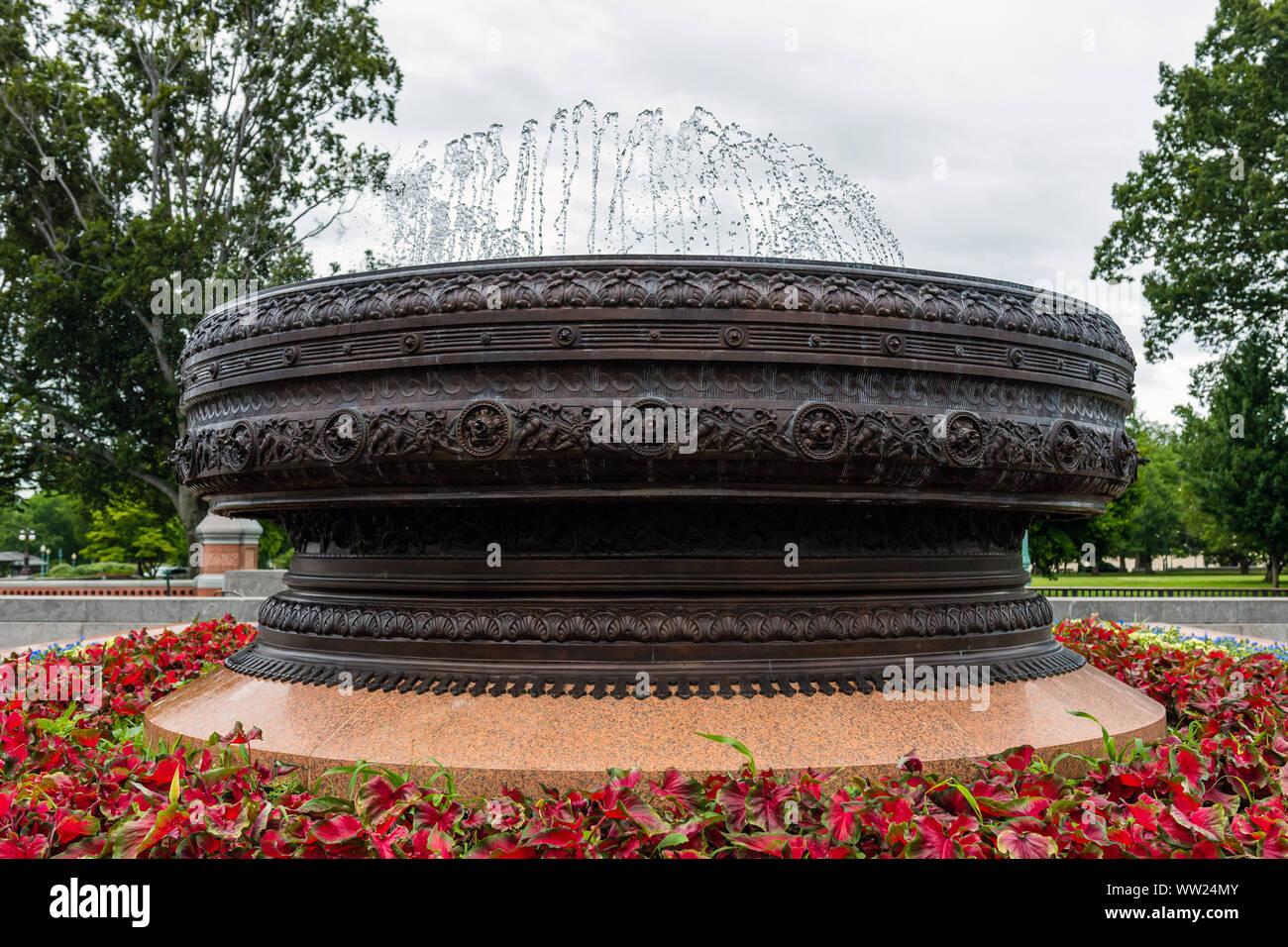 Us capitol building fountain washington hires stock photography and