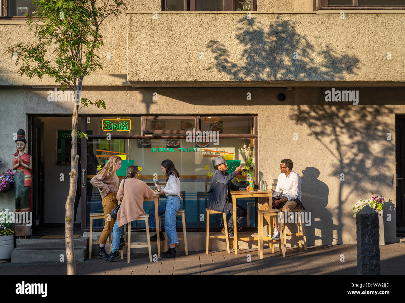 Cafe, street scenes, downtown Reykjavik, Iceland Stock Photo