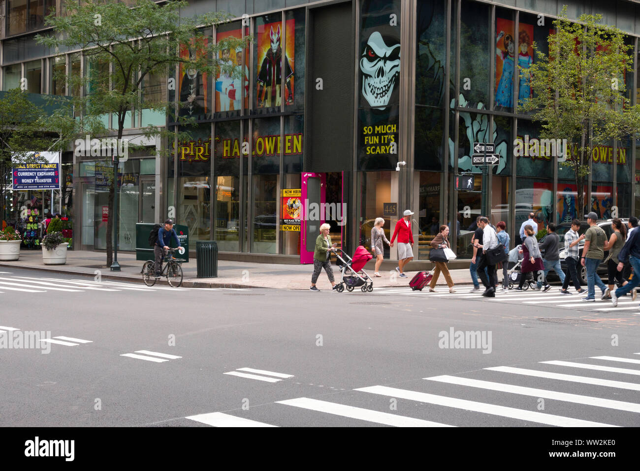 Spirit Halloween has a Speciality Pop-Up Store on Fifth Avenue in New York City, USA Stock Photo