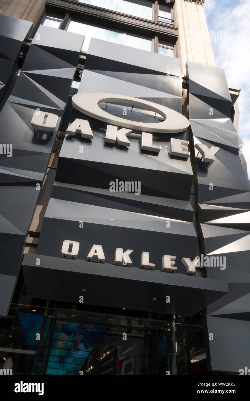 Oakley Storefront on Fifth Avenue, New York City, USA Stock Photo - Alamy