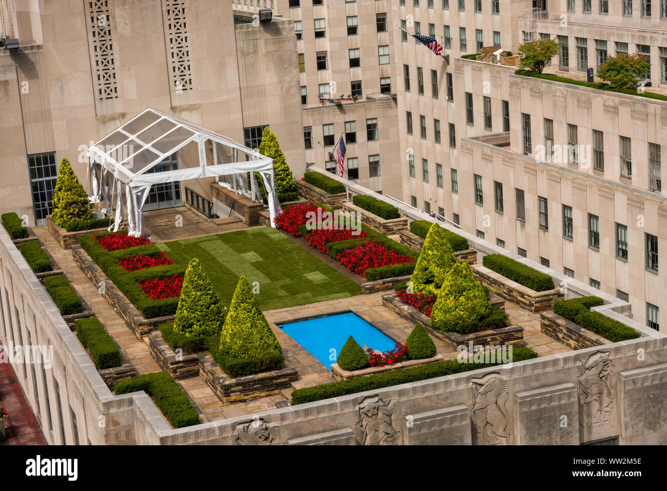 Roof Top Garden, Rockefeller Center, fifth Avenue, NYC, USA Stock Photo