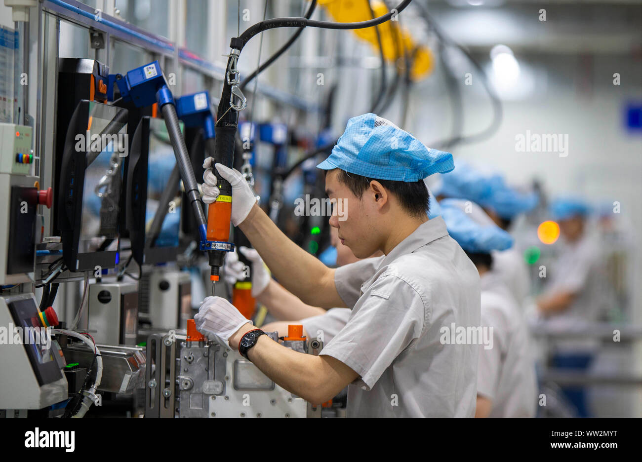 Ev battery manufacturing china hires stock photography and images Alamy