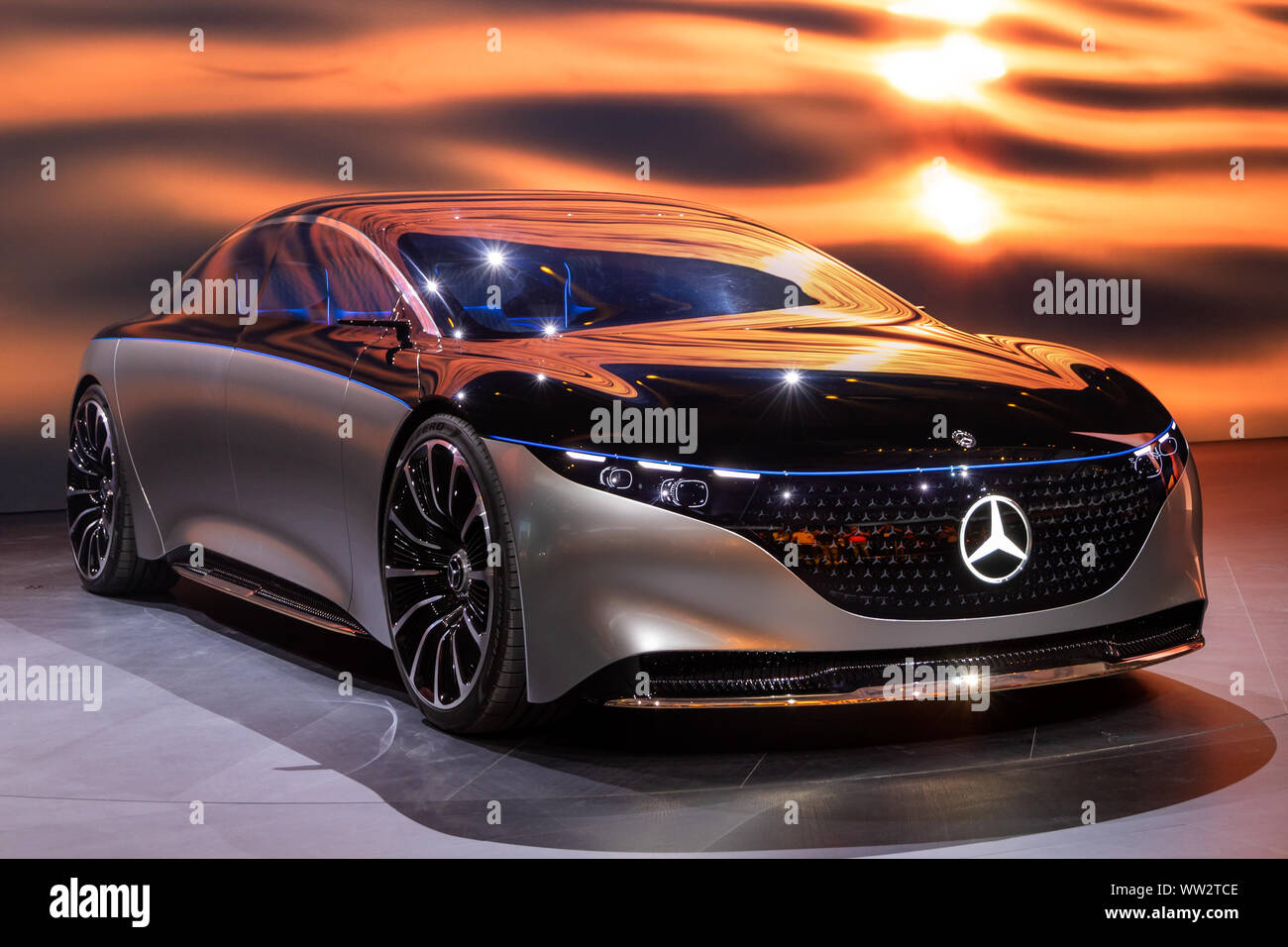 Mercedes concept car hi-res stock photography and images - Page 6