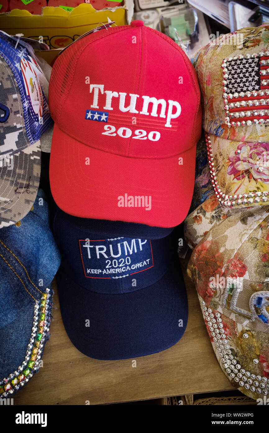 Anti trump hat hi-res stock photography and images - Alamy