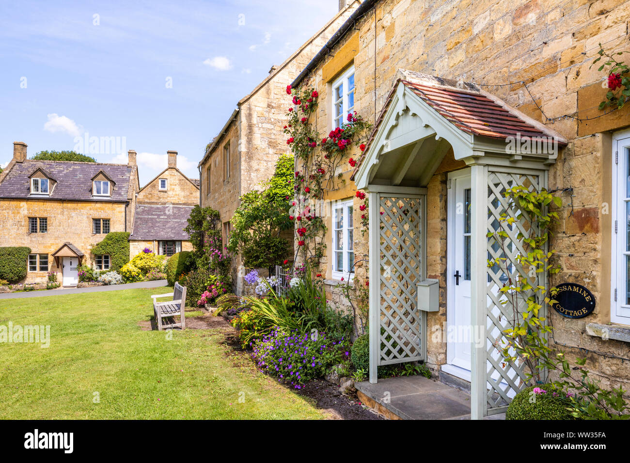 Old stone cottages in the Cotswold village of Stanton, Gloucestershire UK Stock Photo