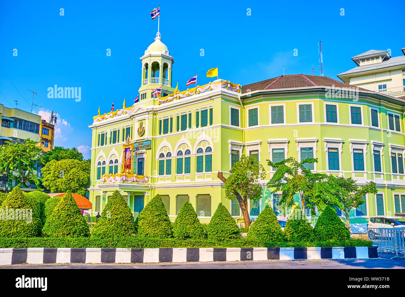BANGKOK, THAILAND - APRIL 24, 2019: The beautiful edifice is a historical department store in Dusit district, nowadays serves as the King Prajadhipok Stock Photo