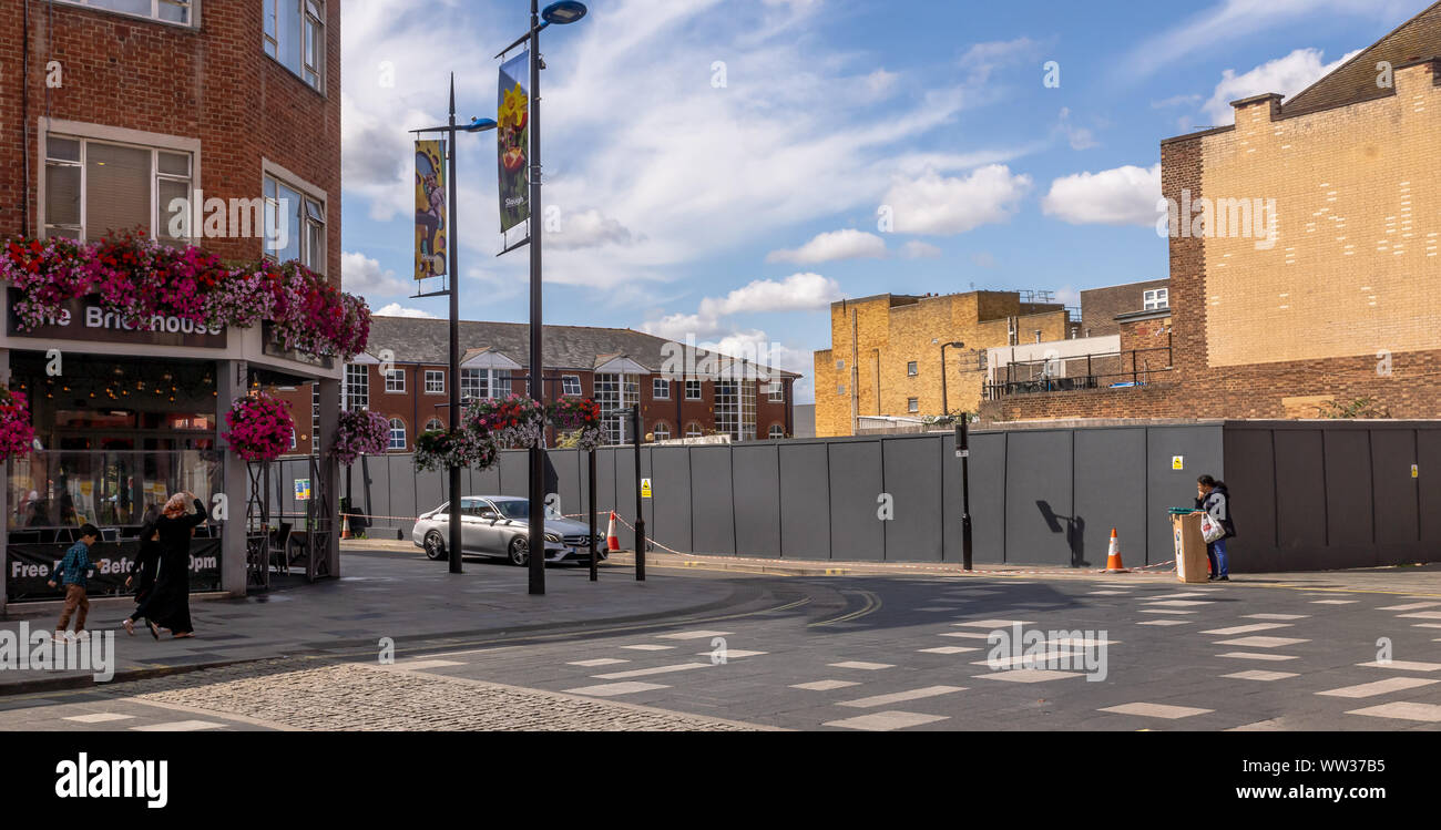 Ongoing construction hires stock photography and images Alamy