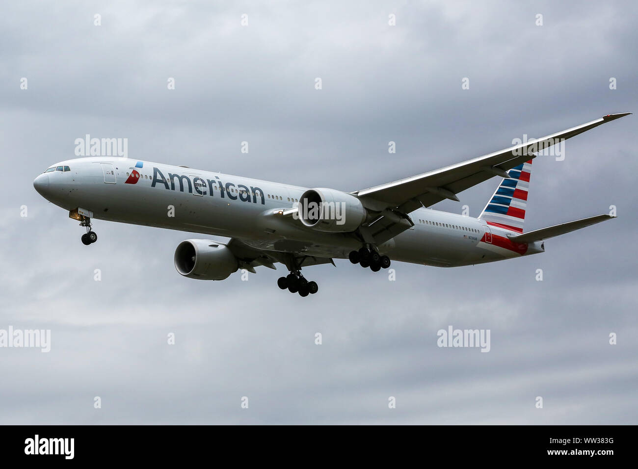 London, UK. 9th Sep, 2019. An American Airlines approaching London Heathrow Terminal 3 airport. Credit: Dinendra Haria/SOPA Images/ZUMA Wire/Alamy Live News Stock Photo