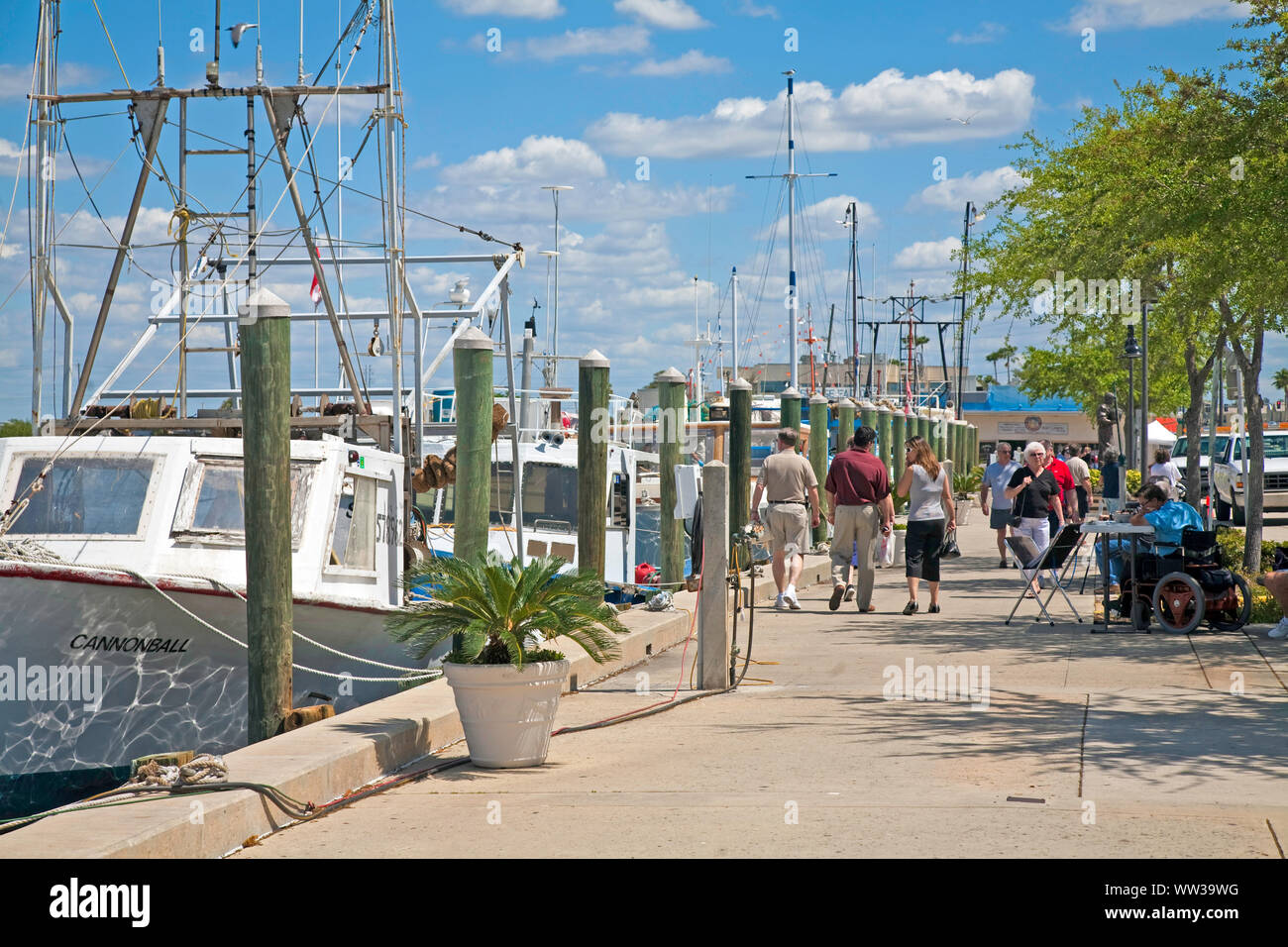 Tarpon Springs, Florida Seaport, USA, traditional Greek Sponge Industry Stock Photo Alamy