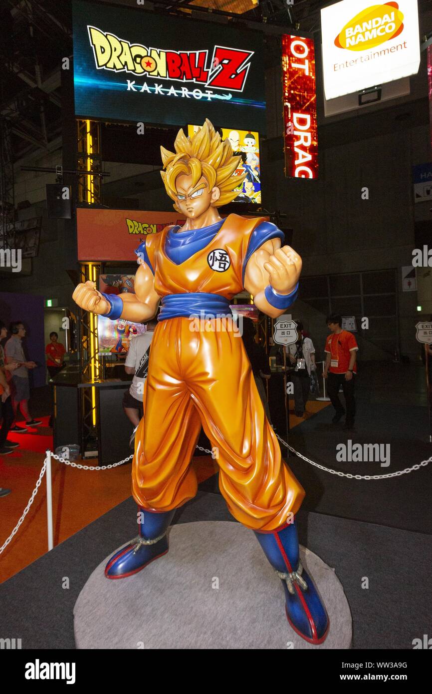 Chiba, Japan. 12th Sep, 2019. A statue of Dragon Ball Z Son Goku (Super Saiyan) on display at Tokyo Game Show (TGS) 2019 in Makuhari Messe. The event introduces new technologies such as 5G network and new video games titles including the official video game of Tokyo 2020 Olympic Games. Organizers expect more than 250,000 visitors to attend the event which runs for fourth days until September 15. Credit: Rodrigo Reyes Marin/ZUMA Wire/Alamy Live News Stock Photo