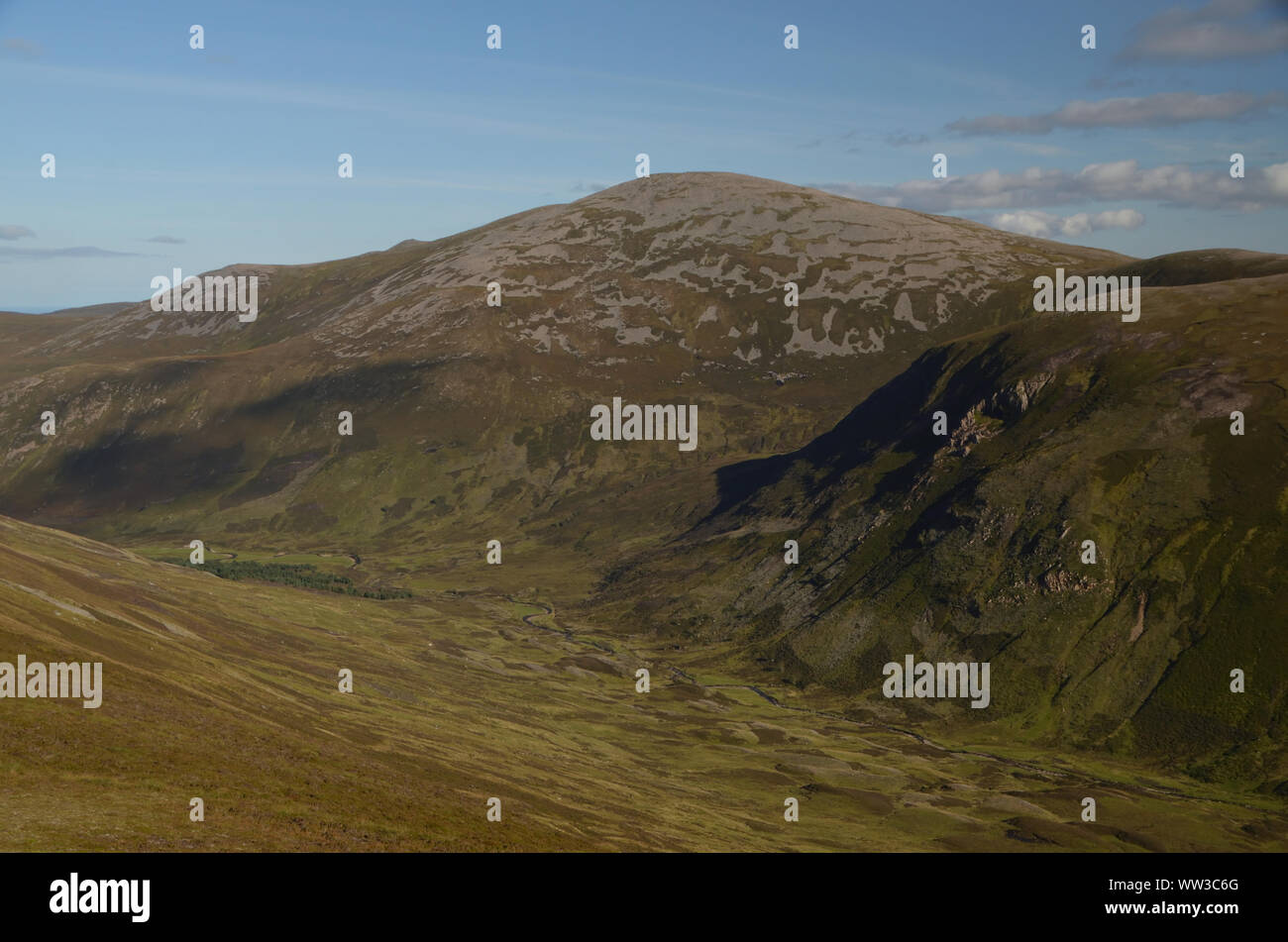 A view of the valley Glen Diebidale and the west face of the hill Carn Chuinneag, near Glen Calvie in the northern Scottish Highlands, Great Britain. Stock Photo
