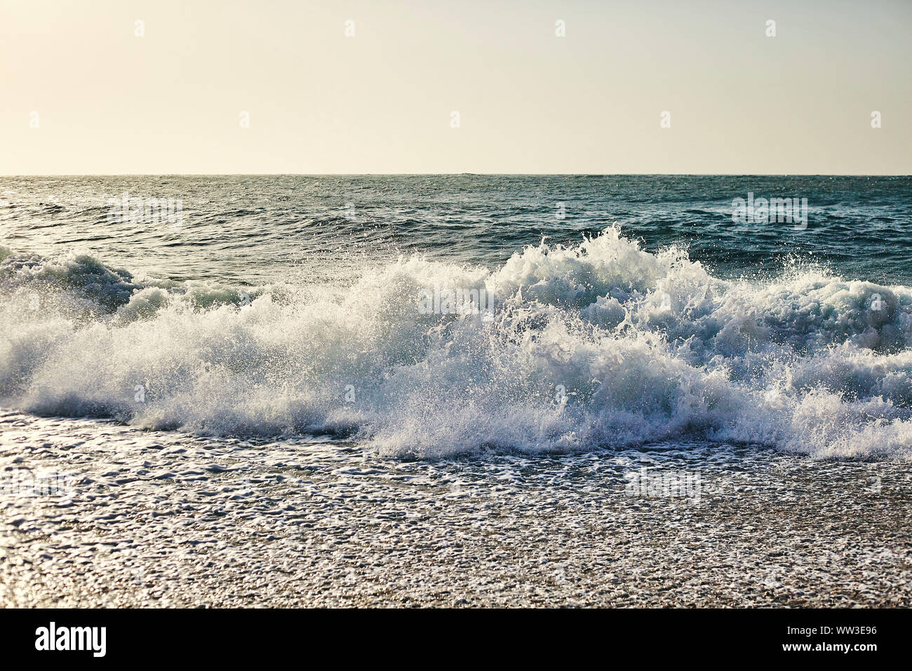 Sea summer shore wave foamy hi-res stock photography and images - Alamy