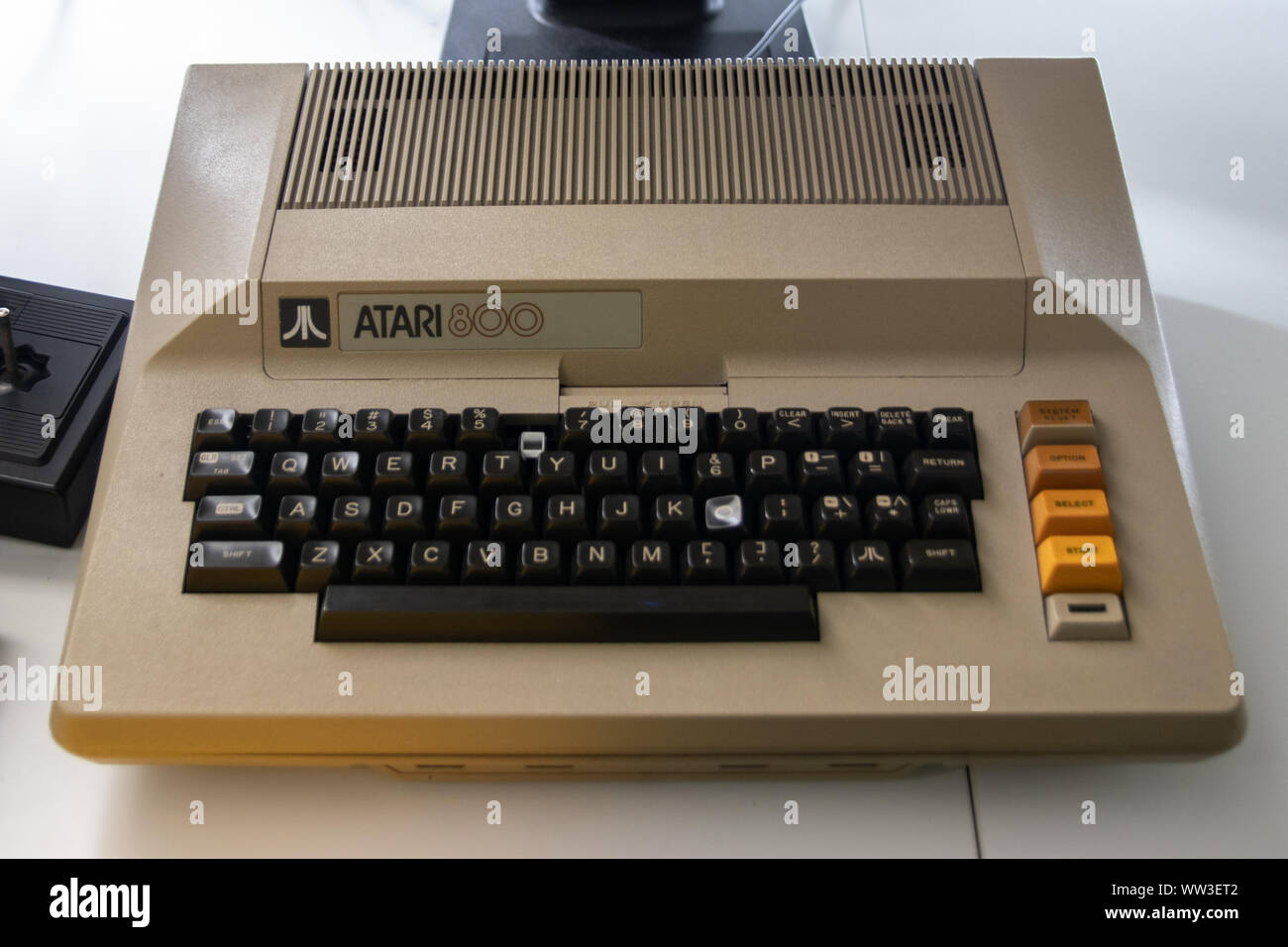 an Atari 800 home computer made by Atari from 1979 to 1992 a vintage personal computer Stock Photo