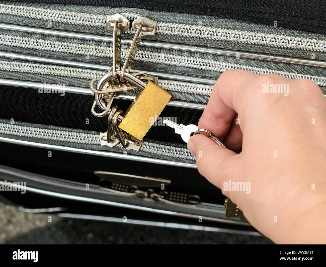 suitcase key lock