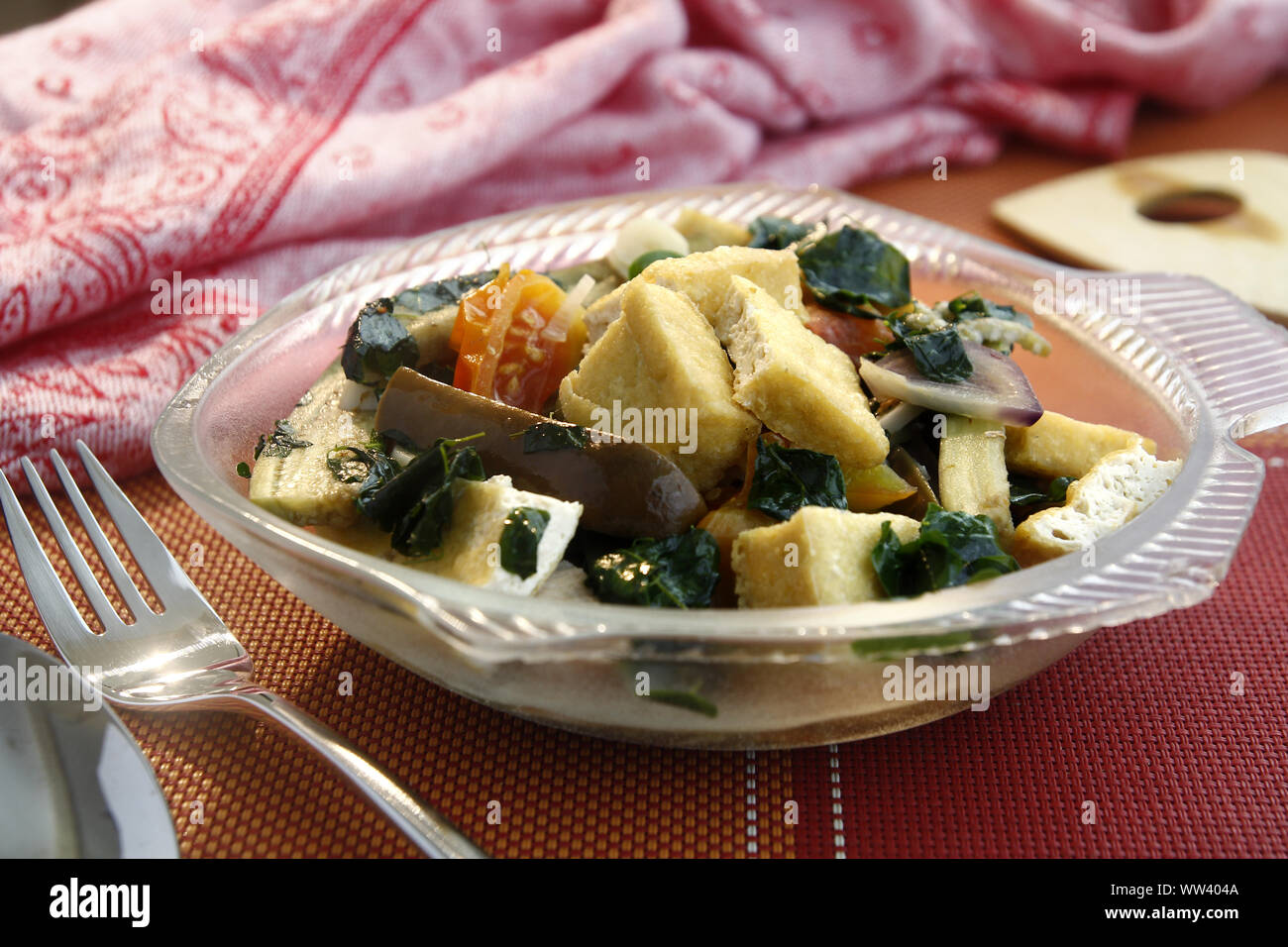 Photo of freshly cooked Filipino delicacy called Dinengdeng (Diningding