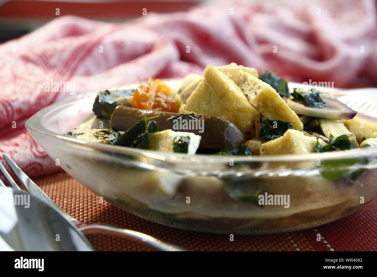 Photo of freshly cooked Filipino delicacy called Dinengdeng (Diningding