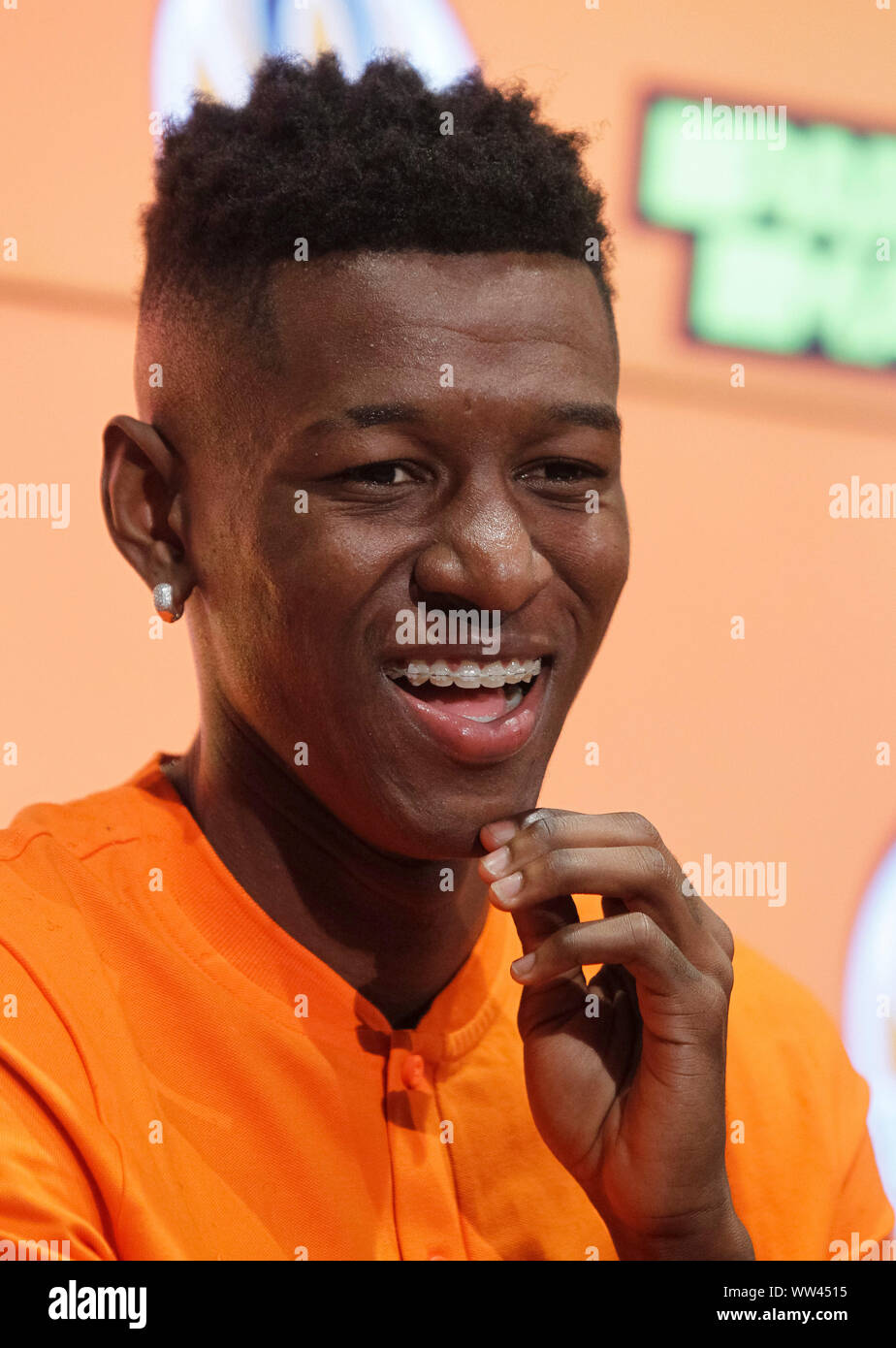 Kiev, Ukraine. 12th Sep, 2019. Vitao also known as Vitor Eduardo during his presentation in Kiev, Ukraine.Ukrainian FC Shakhtar Donetsk signed a five years agreement with 19-year-old Brazilian defender Vitao and three years agreement with 29-year-old Ukrainian Yevhen Konoplyanka. Credit: SOPA Images Limited/Alamy Live News Stock Photo
