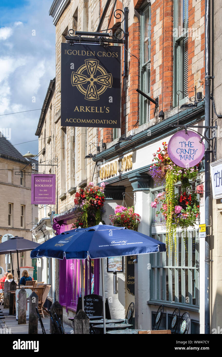 The Golden Cross pub, black jack street. Cirencester, Cotswolds, Gloucestershire, England Stock Photo