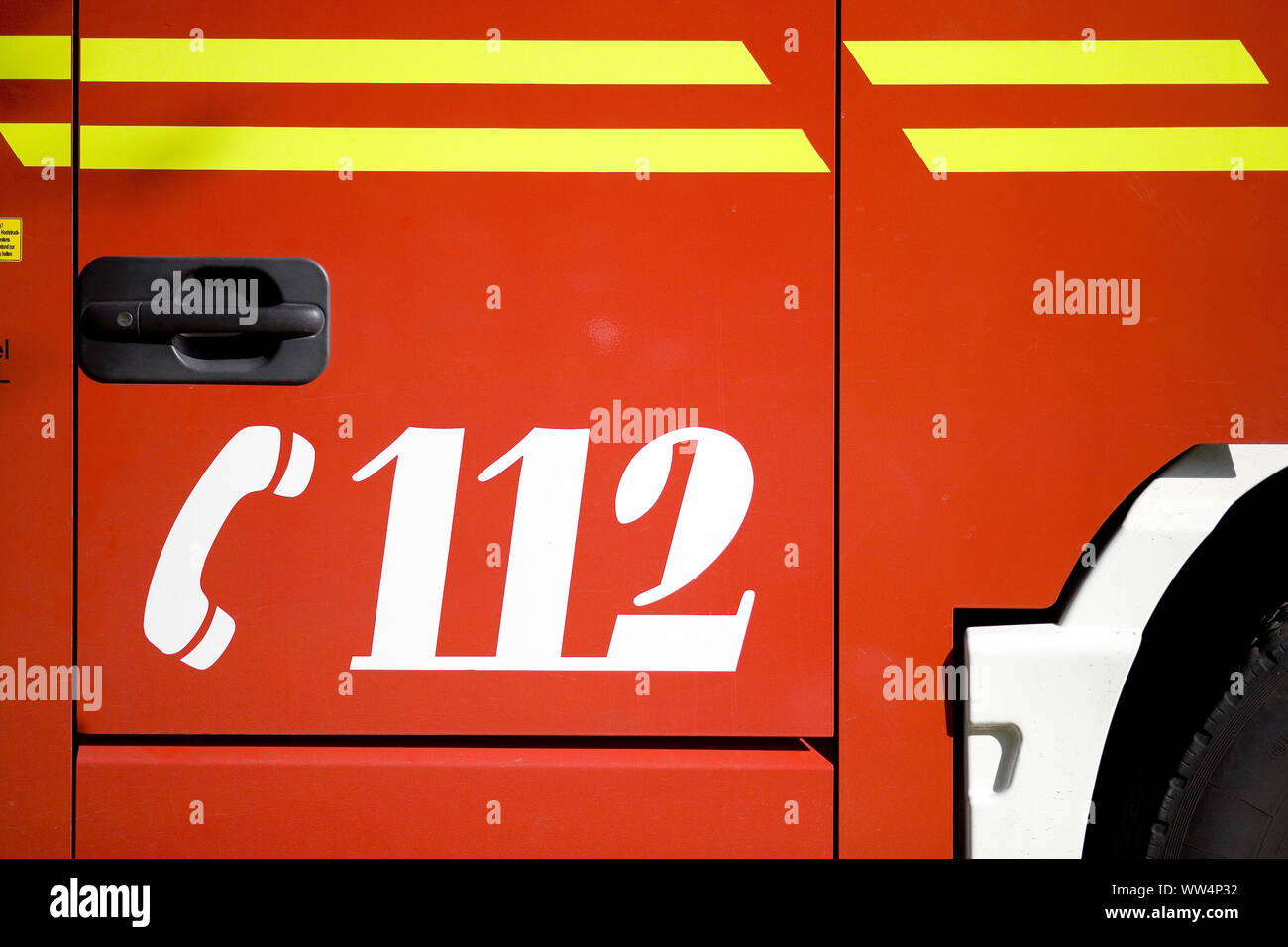 Emergency number hires stock photography and images Alamy