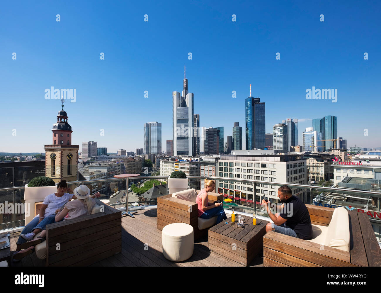Germany Hesse Frankfurt Roof Terrace High Resolution Stock Photography And Images Alamy