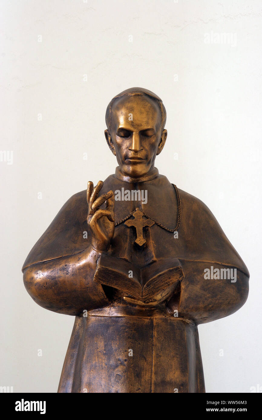 Blessed Aloysius Stepinac, statue in the Church of the Assumption of the Virgin Mary in Samobor, Croatia Stock Photo