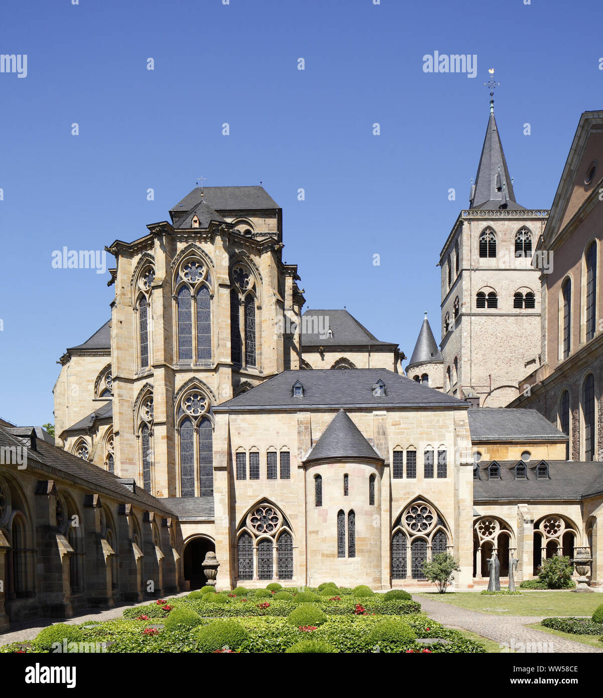 Church of Our Lady and Trier cathedral St. Peter seen from the cloister, Trier, Rhineland-Palatinate, Germany, Europe Stock Photo