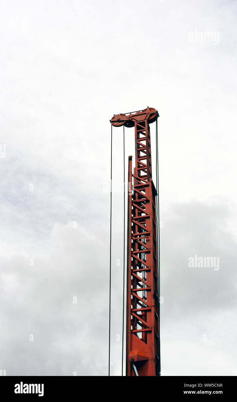 Holder crane jib with cable winch for drill pipe hires stock