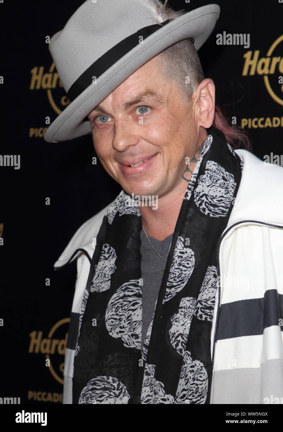 Sid Wilson Hi Res Stock Photography And Images Alamy
