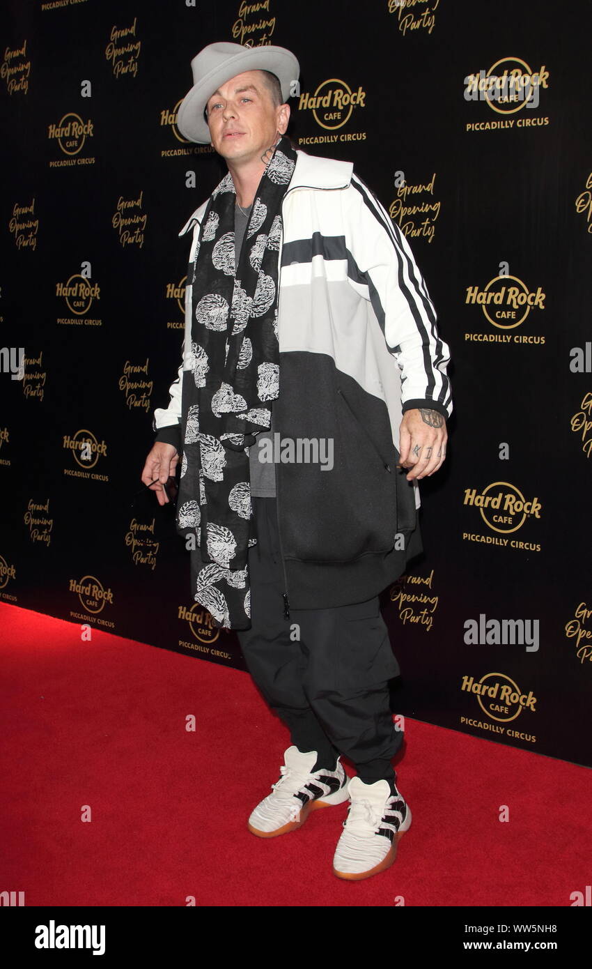 Sid wilson hi-res stock photography and images - Alamy