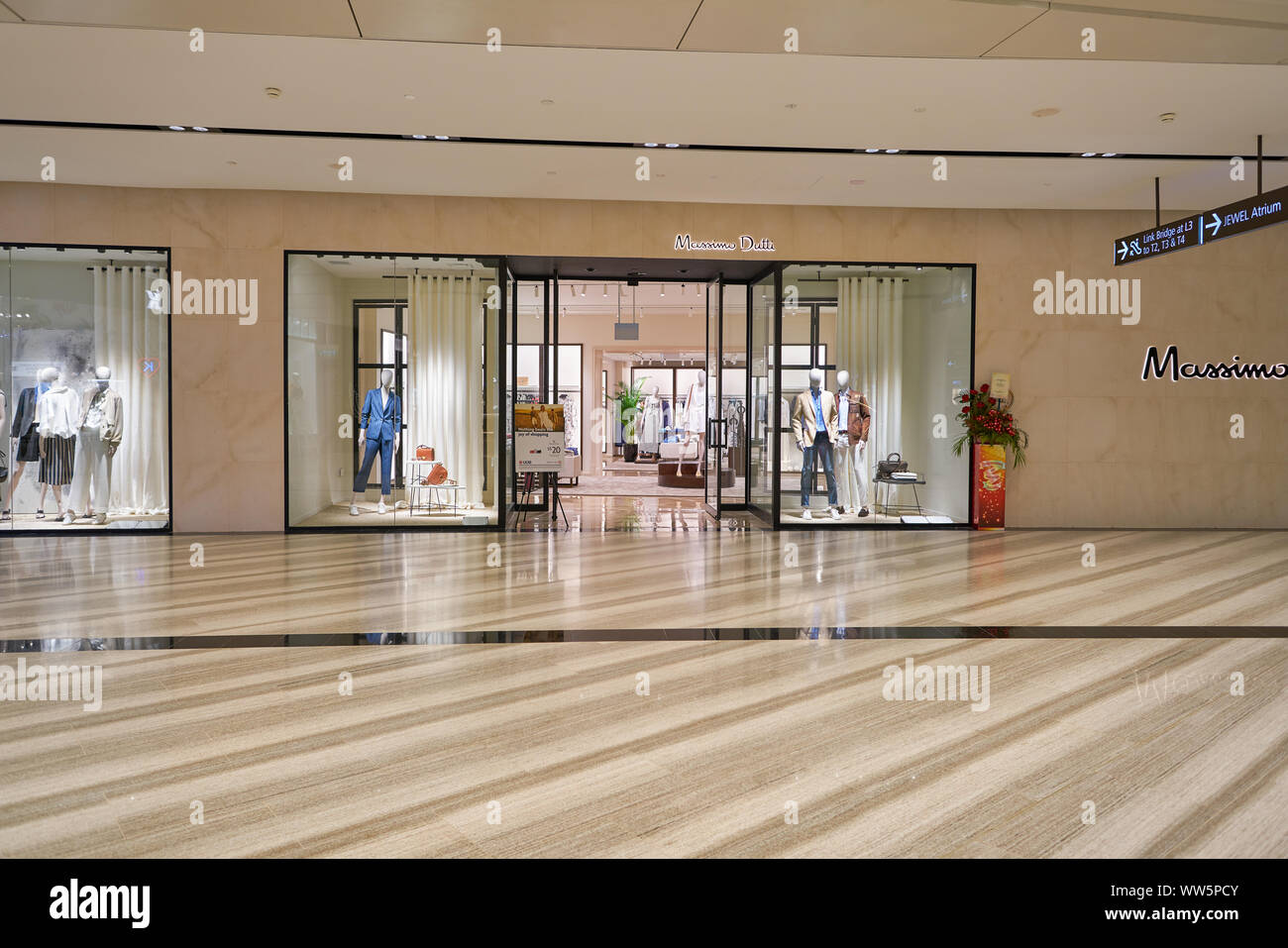 SINGAPORE - CIRCA APRIL, 2019: entrance to Massimo Dutti store in Jewel  Changi Airport Stock Photo - Alamy