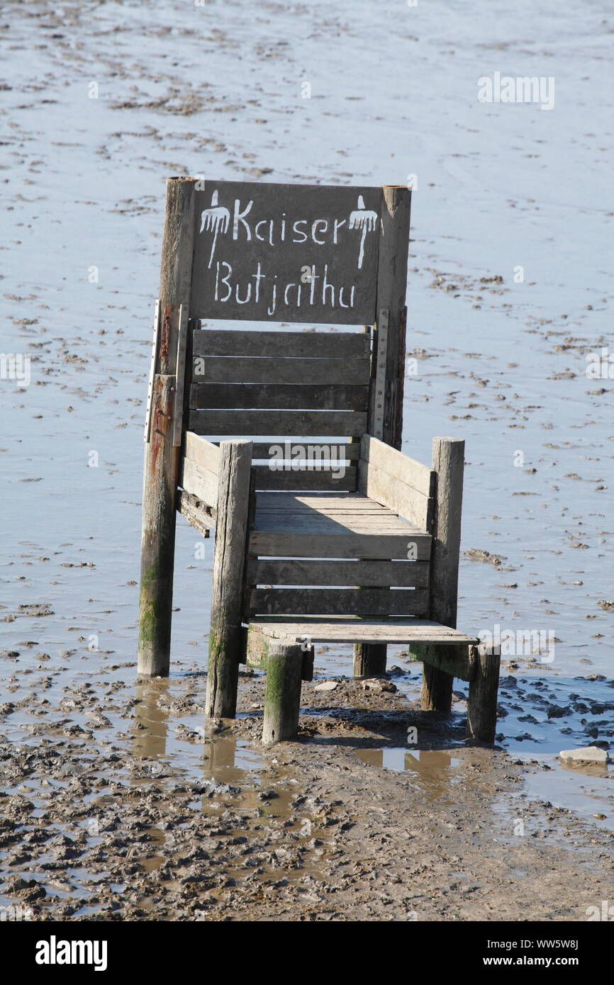 art in the Wadden Sea, emperor Butjatha throne and the Jade, North Sea resort Dangast, Varel-Dangast, Lower Saxony, Germany, Europe Stock Photo