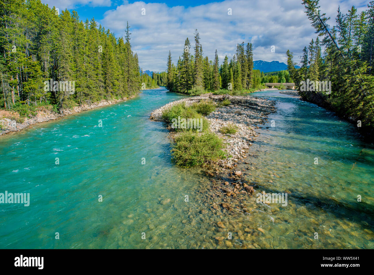 Bow River, Banff National Park, Alberta, Canada Stock Photo