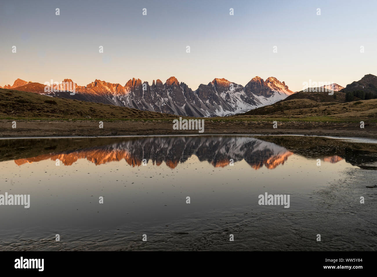 Austria, Tyrol, Grinzens, Salfeins, evening mood at the Salfeinssee in the Stubai Alps Stock Photo