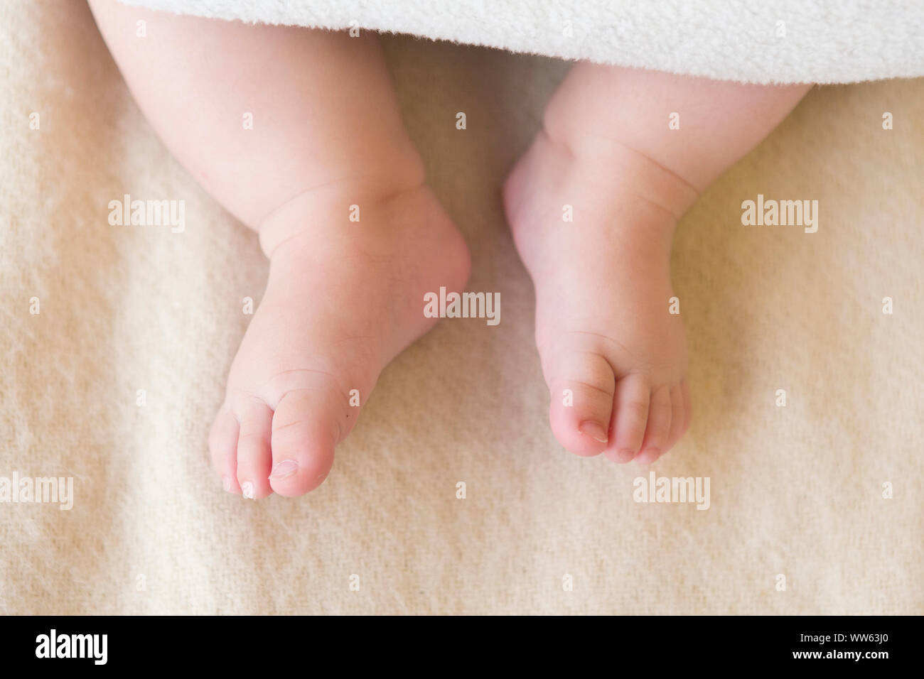 3 months baby feet hi-res stock photography and images - Alamy