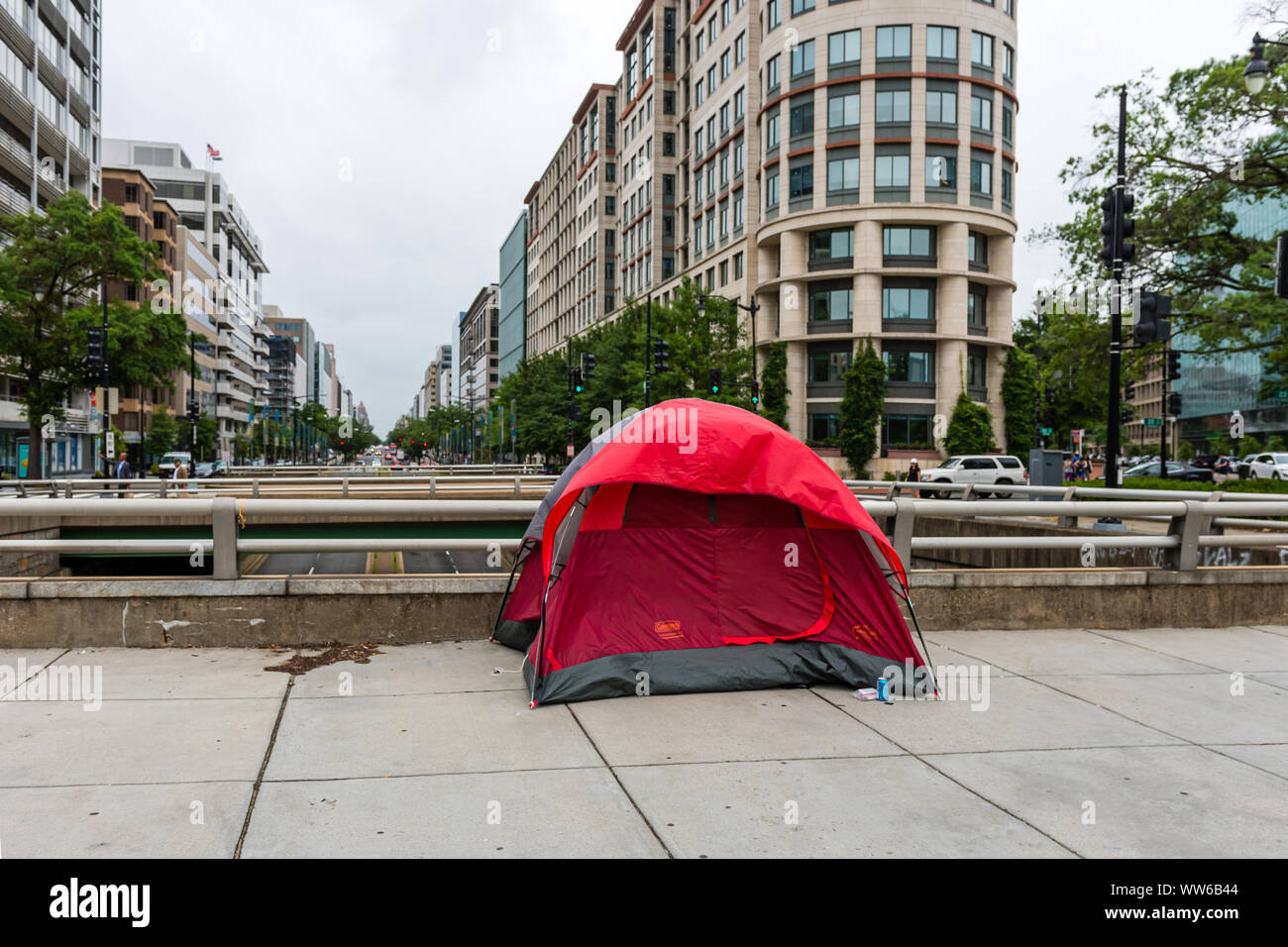 Washington dc homeless shelter hi-res stock photography and images - Alamy