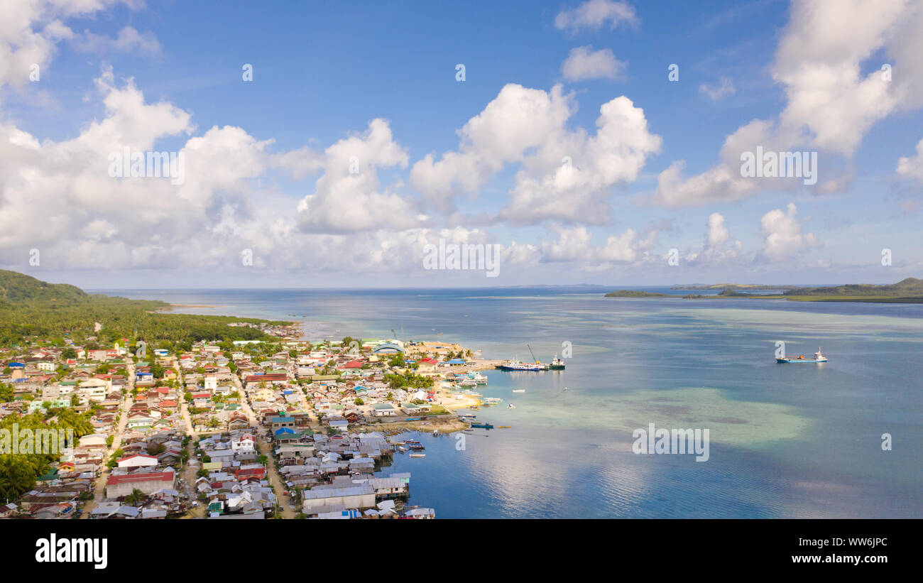 Philippines residential roof rural hi-res stock photography and images ...